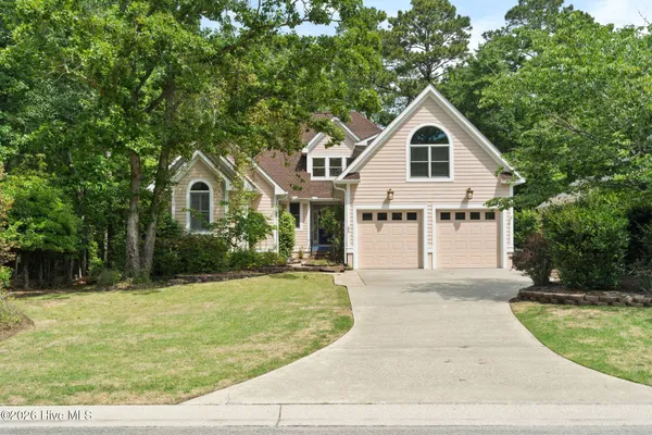 $650,000 | 86 Plantation Passage Drive Southeast, Bolivia, NC 28422