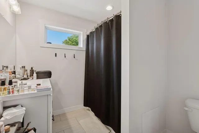 $3,195 | 2084 Reaney Avenue East, St. Paul, MN 55119