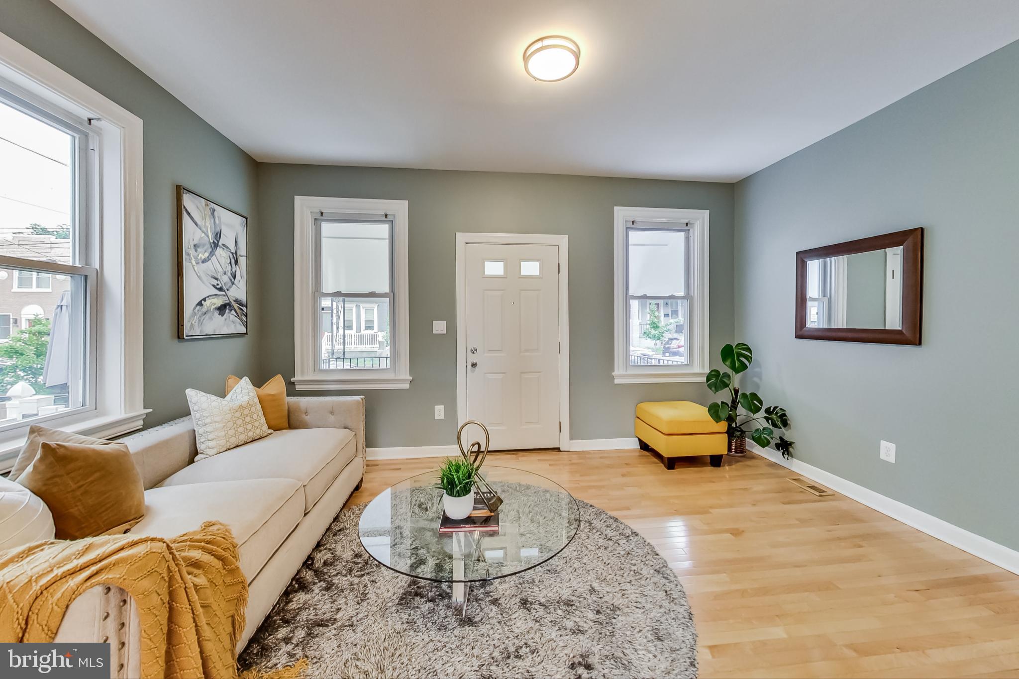 723 Roxboro Place Northwest Washington, DC 20011 - Photo 5 of 44