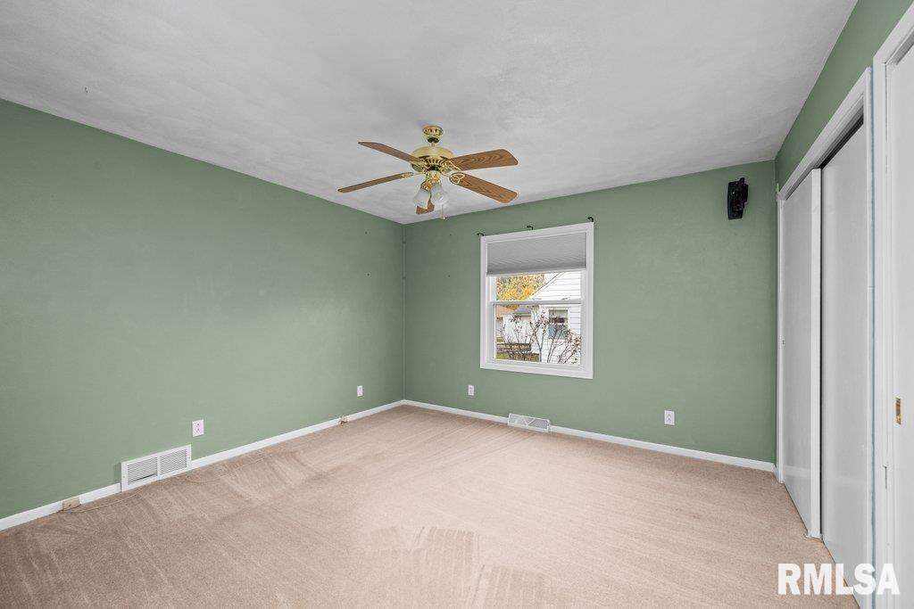 2425 4th Street Moline, IL 61265 - Photo 18 of 36 Gallery Image 18