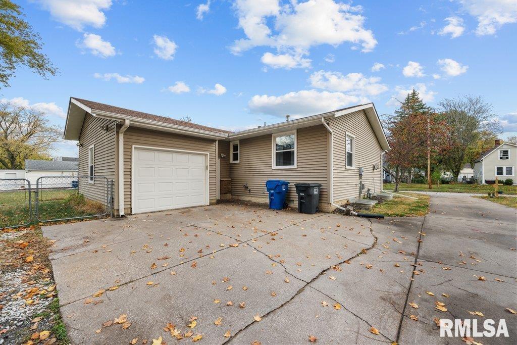 2425 4th Street Moline, IL 61265 - Photo 31 of 36 Gallery Image 31