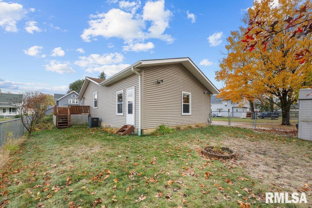 2425 4th Street Moline, IL 61265 - Photo 32 of 36 Gallery Image 32