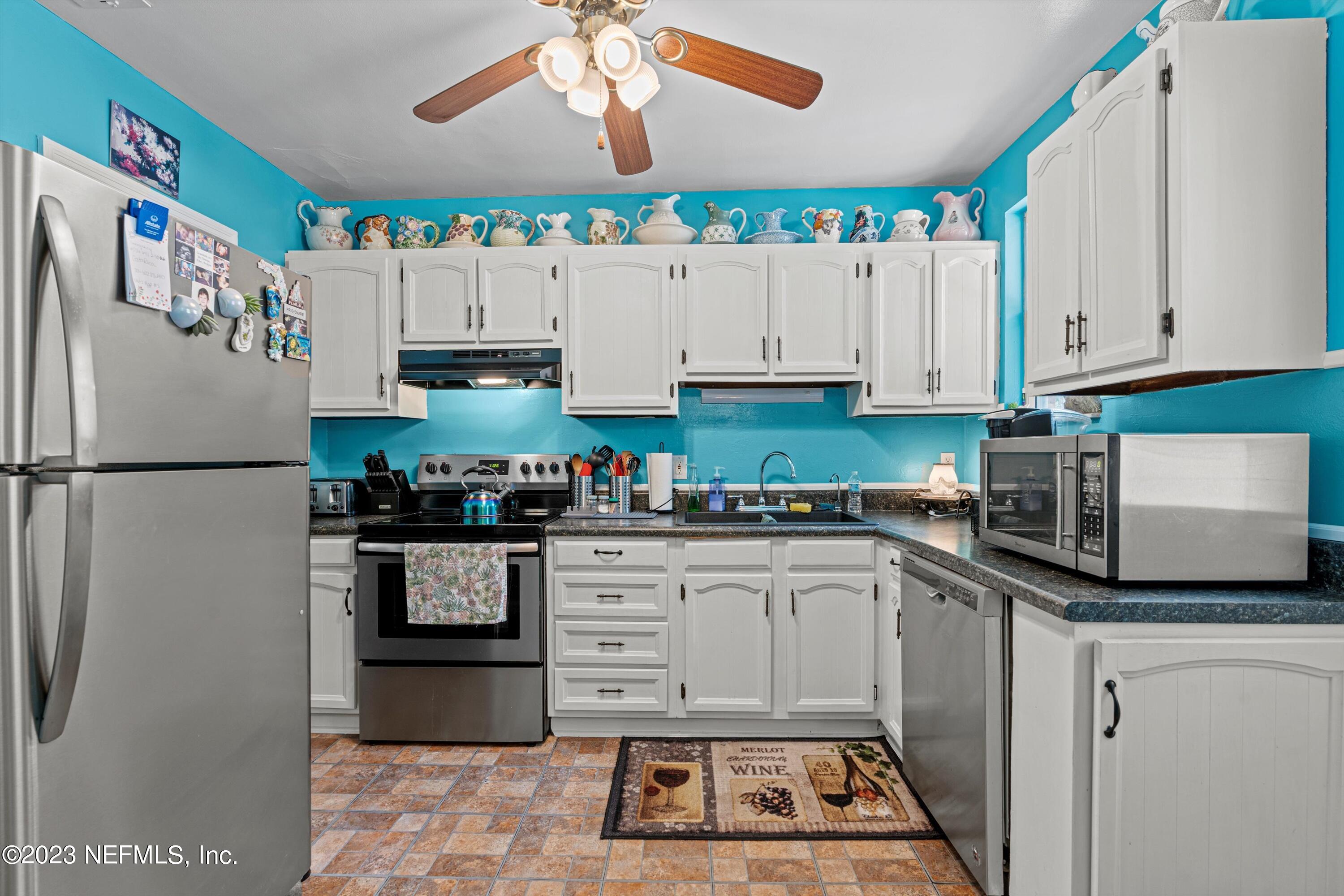 1748 Shelton Road Jacksonville, FL 32211 - Photo 8 of 24 07-Kitchen