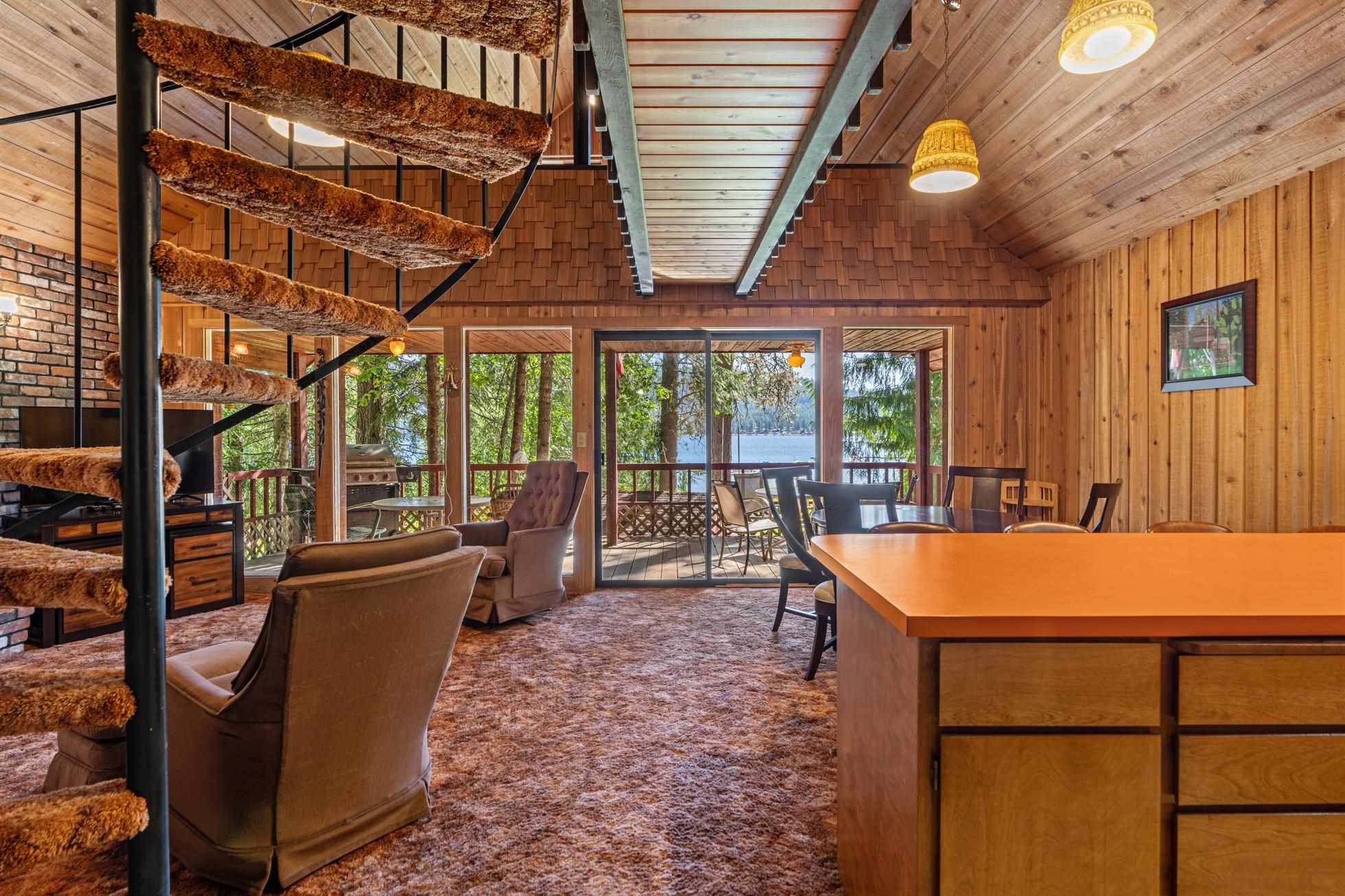 4088 Tamarack Bay Road Loon Lake, WA 99148 - Photo 4 of 36 Gallery Image 4