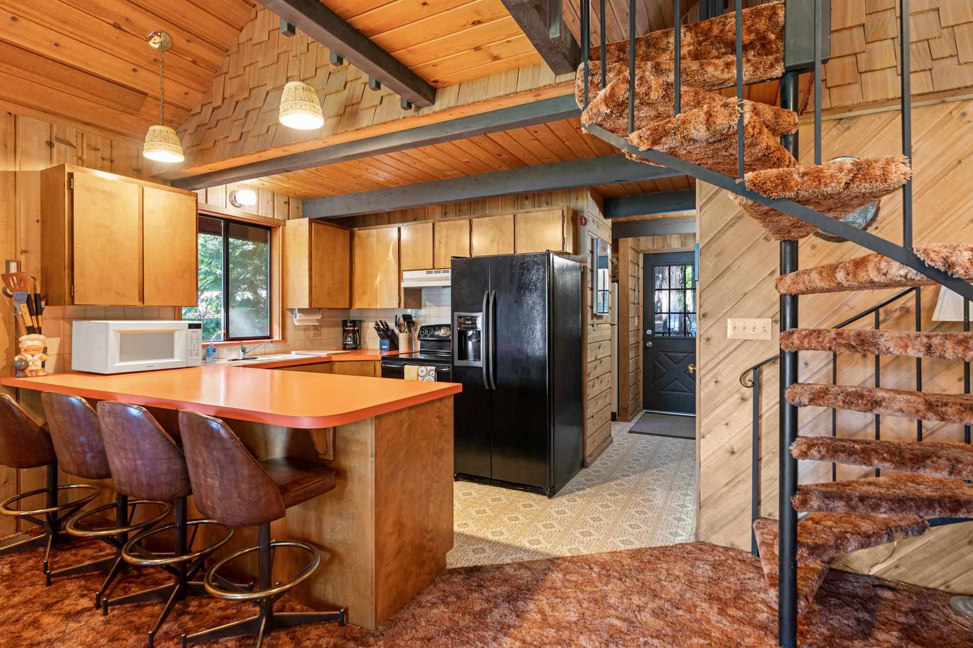 4088 Tamarack Bay Road Loon Lake, WA 99148 - Photo 8 of 36 Gallery Image 8