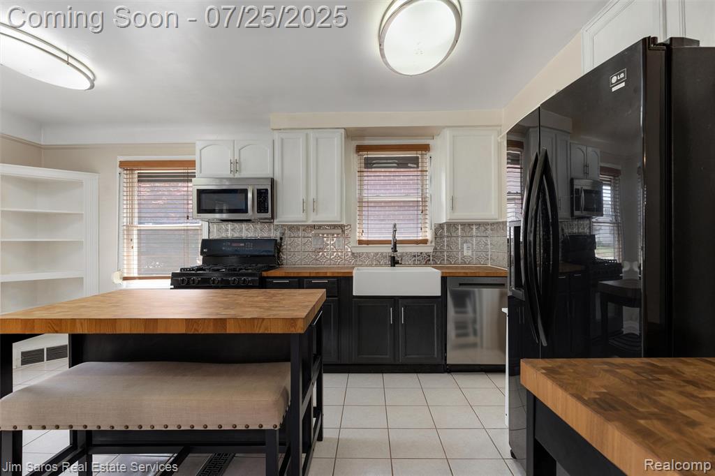3821 Cadieux Road Detroit, MI 48224 - Photo 6 of 14 Gallery Image 6