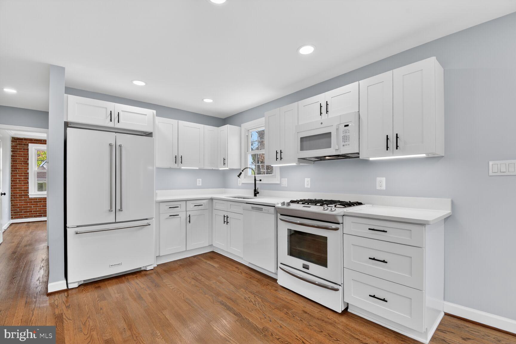 6019 Jamestown Road Hyattsville, MD 20782 - Photo 4 of 23