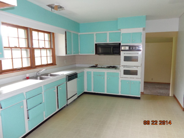 1102 Garden Road DeKalb, IL 60115 - Photo 5 of 15