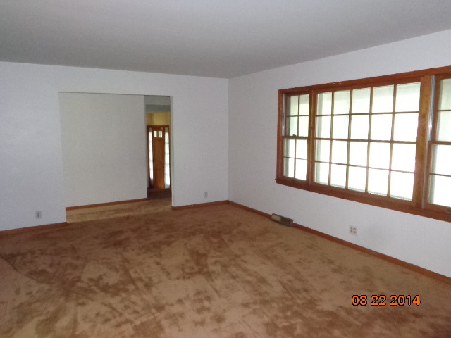 1102 Garden Road DeKalb, IL 60115 - Photo 6 of 15