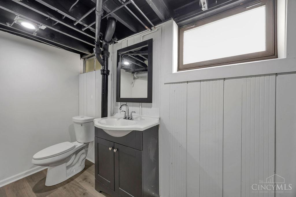 3570 Eyrich Road Cincinnati, OH 45248 - Photo 34 of 42 LL Half Bath