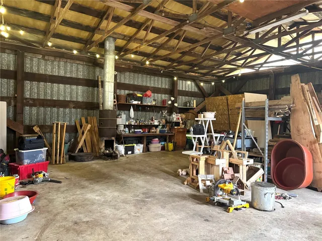 $975,000 | 247 Big Hanaford Road, Centralia, WA 98531