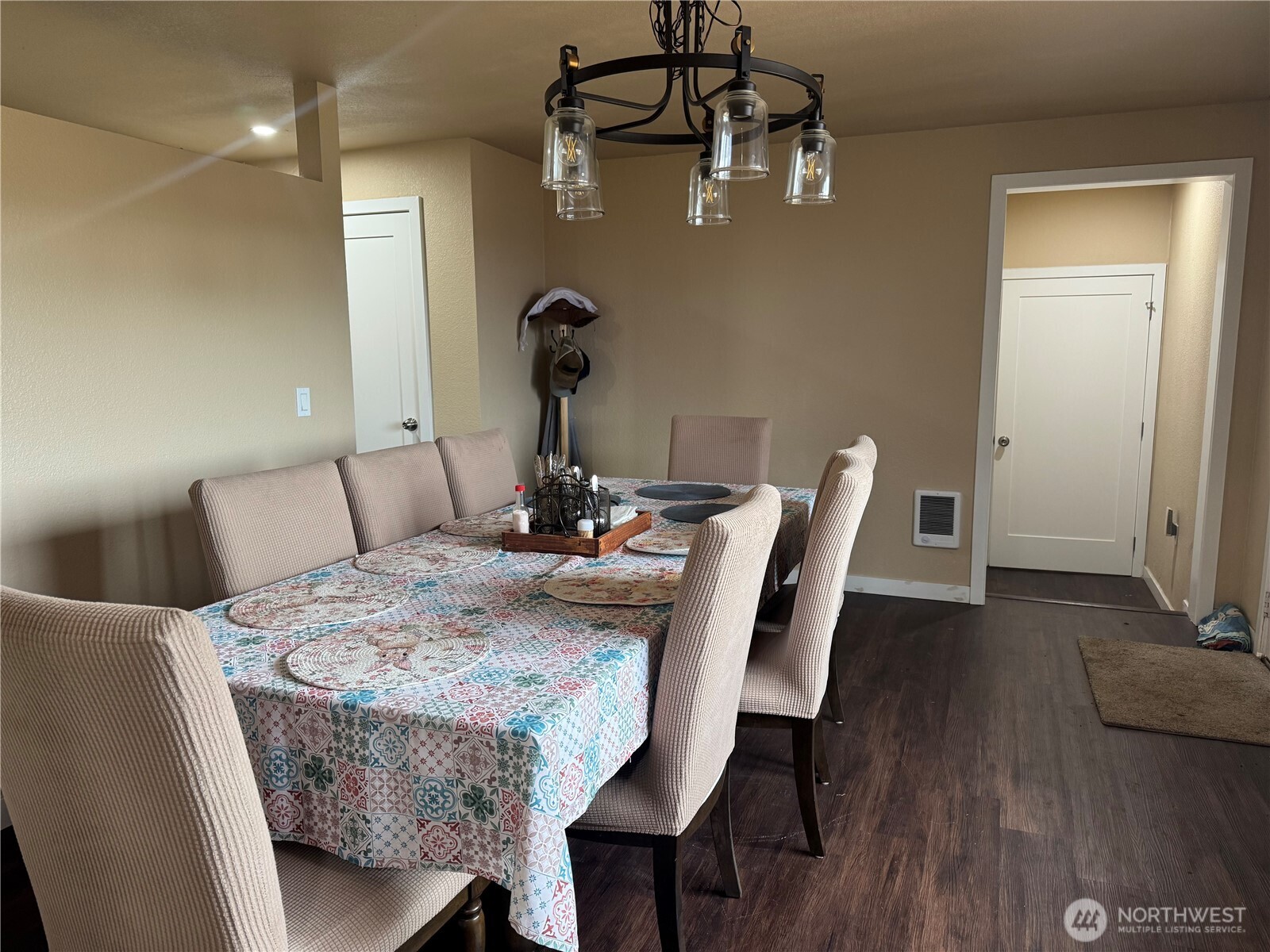 247 Big Hanaford Road Centralia, WA 98531 - Photo 6 of 40