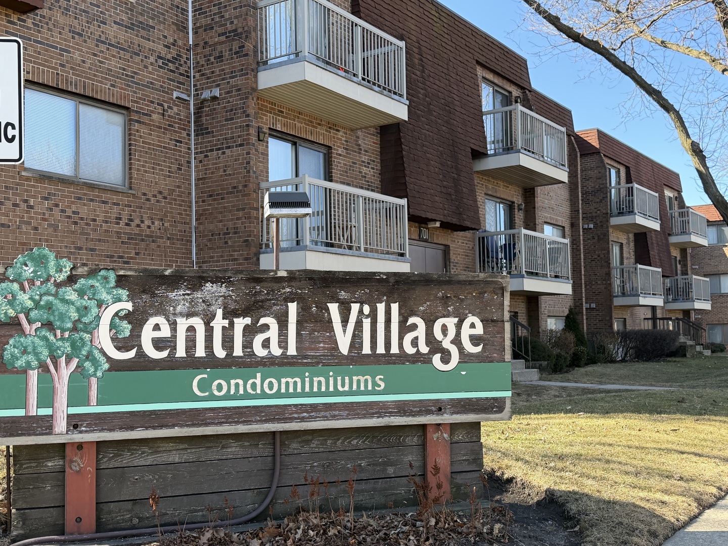 703 West Central Road, Unit 1C8 Mount Prospect, IL 60056 - Photo 10 of 10 Gallery Image 10
