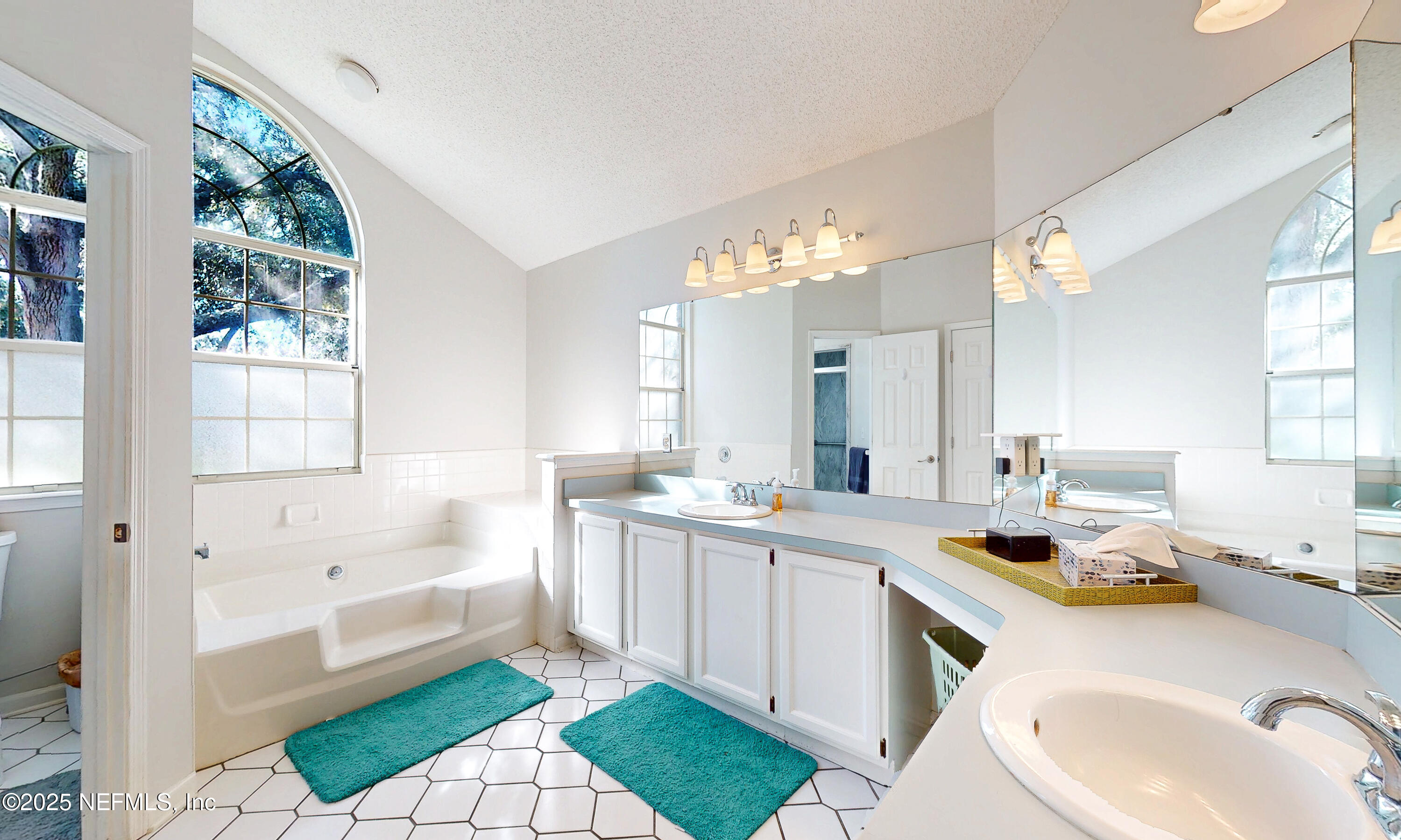 2021 Marye Brant Loop North Neptune Beach, FL 32266 - Photo 23 of 45 Bath Primary a