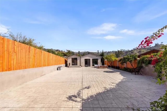 $1,500,000 | 8369 Vine Valley Drive, Sun Valley, CA 91352