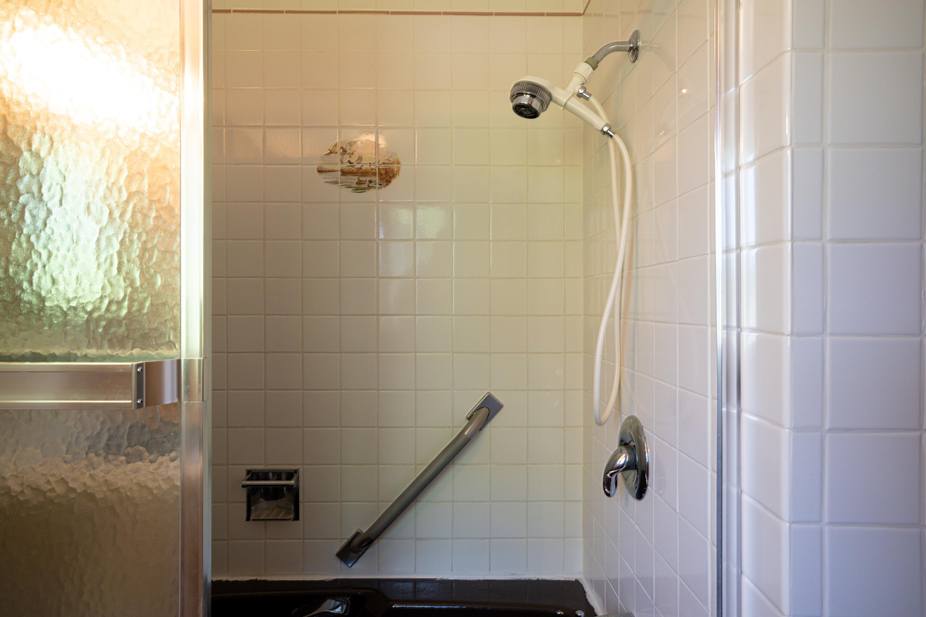 4 Dunbar Road Penobscot, ME 04476 - Photo 72 of 109 2nd Floor Full Bahtroom