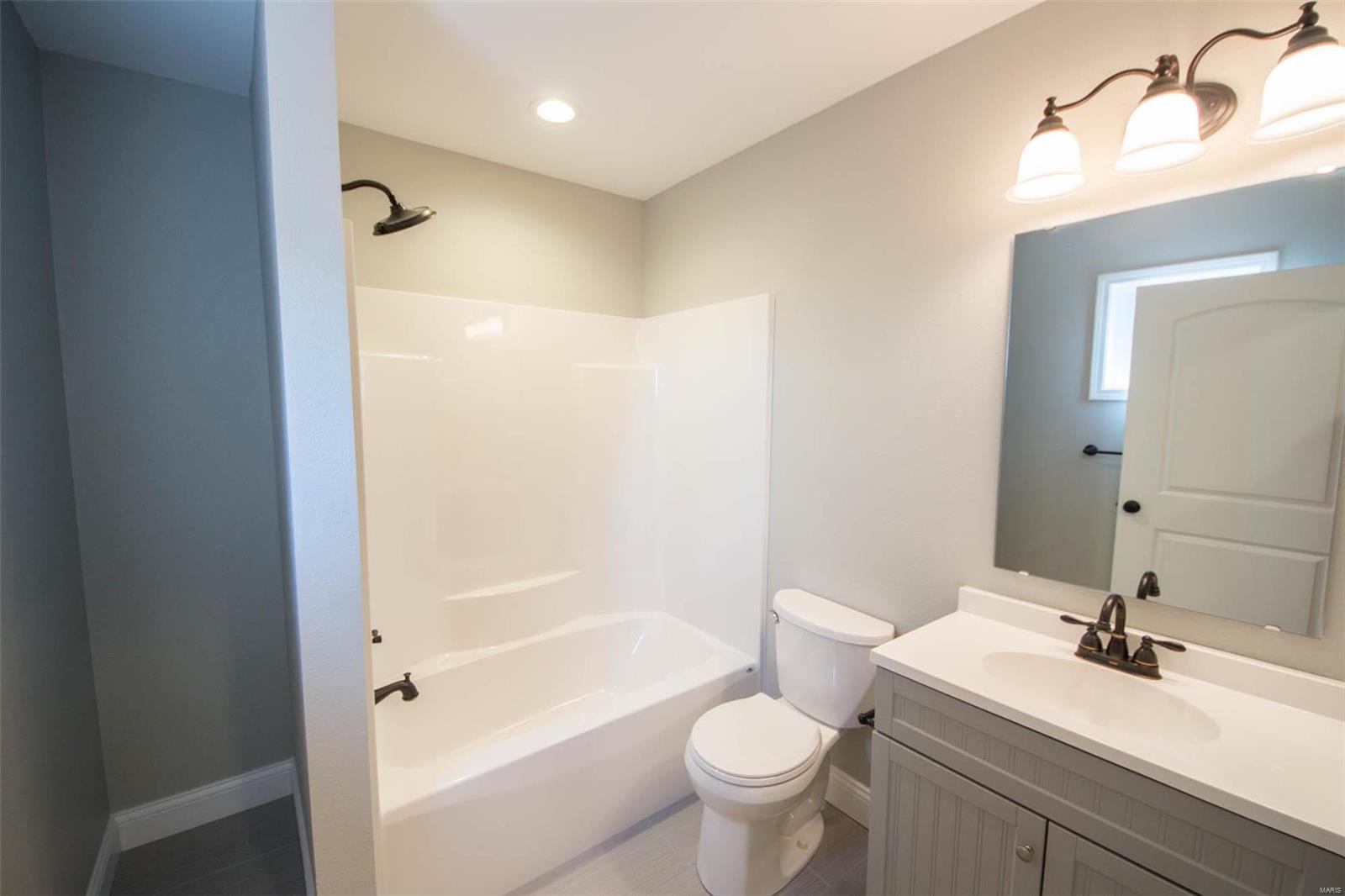 32526 Delhi Road Brighton, IL 62012 - Photo 27 of 47
