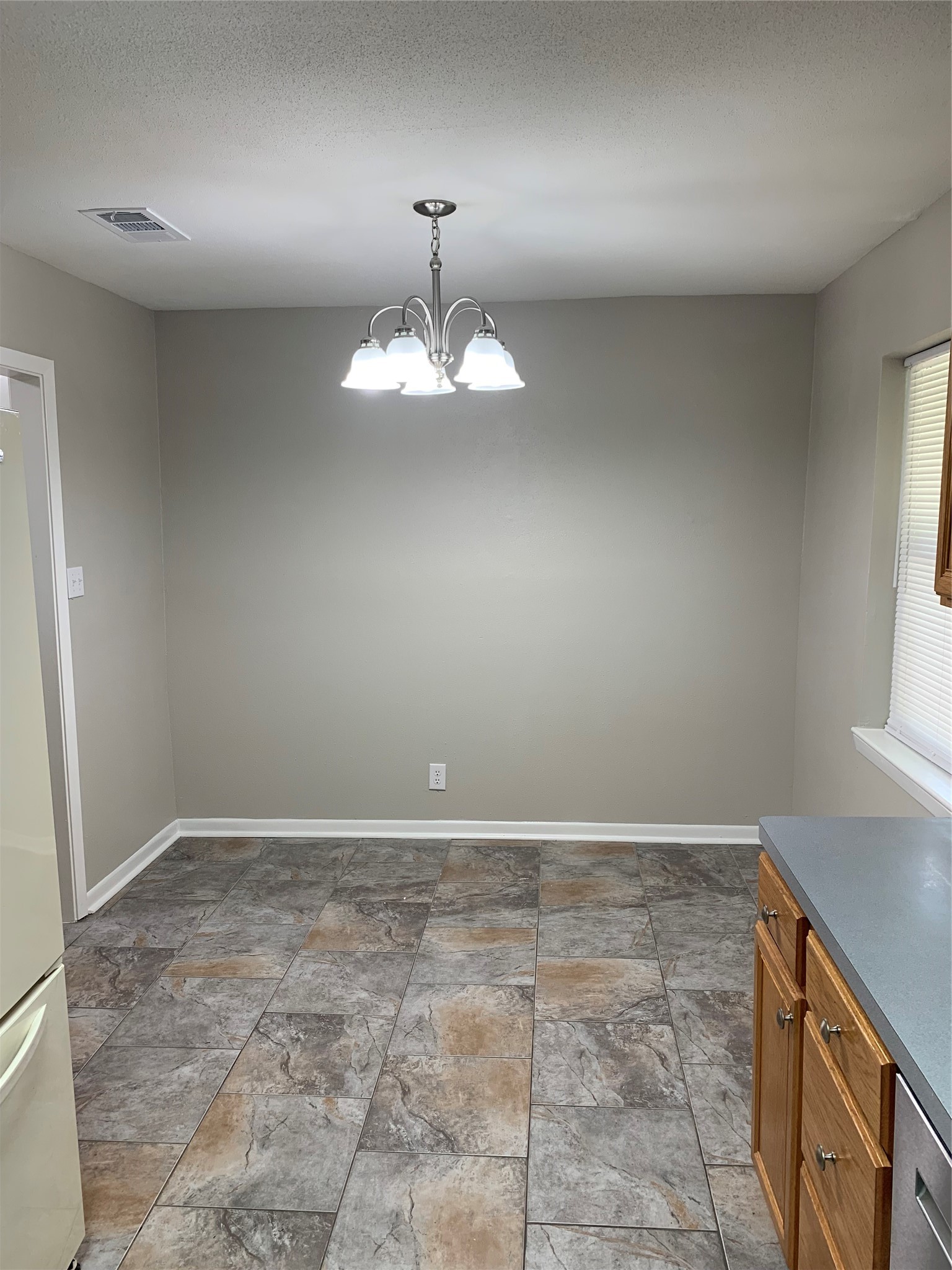 1110 East Rutgers Lane Deer Park, TX 77536 - Photo 8 of 19 Breakfast area off of kitchen