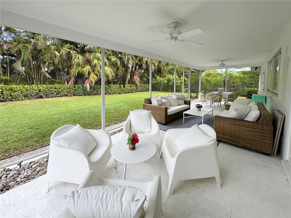 727 Fiddlewood Road Vero Beach, FL 32963 - Photo 28 of 36 Gallery Image 28