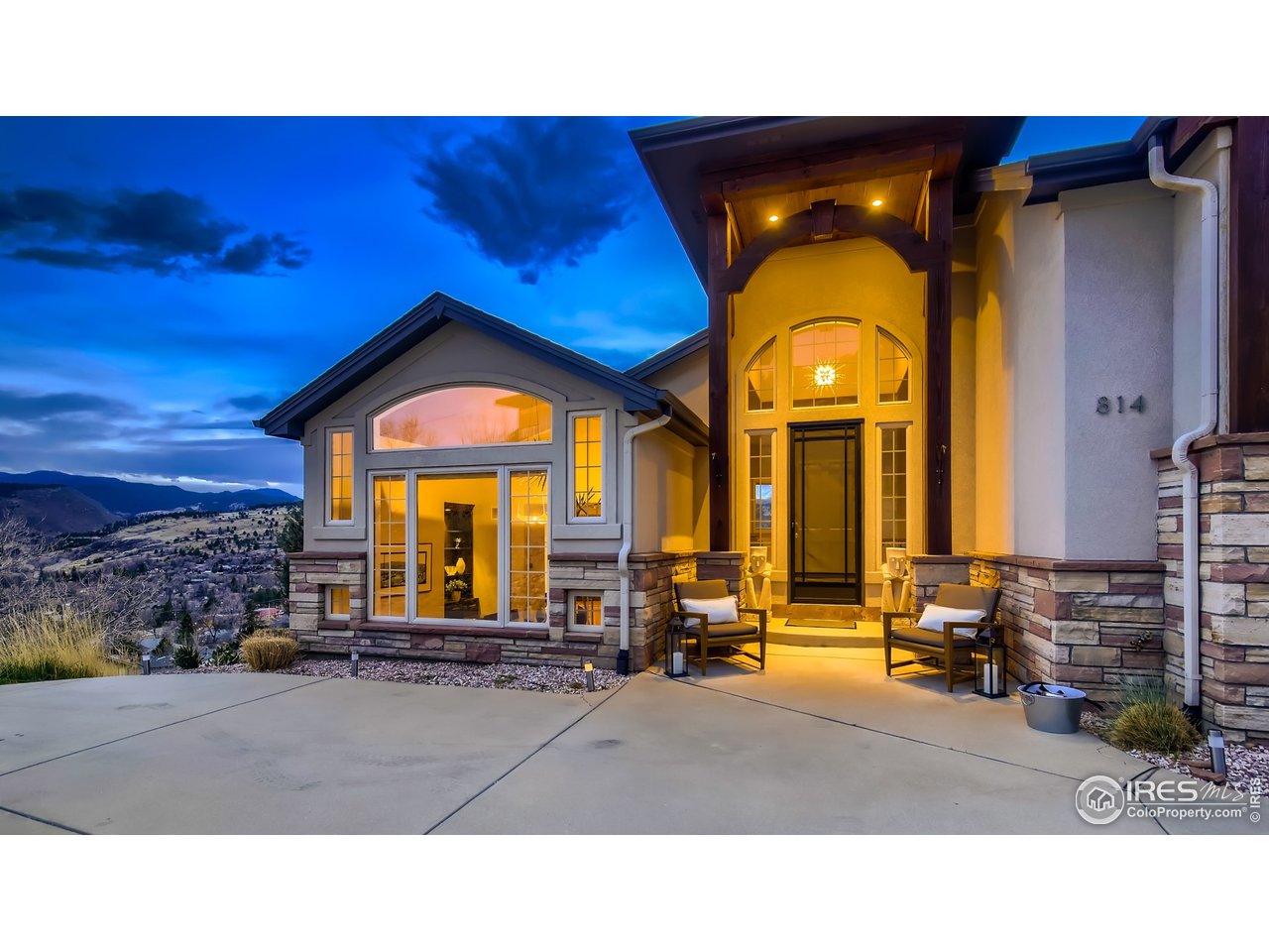 814 Mountain View Drive Lyons, CO 80540 - Photo 6 of 36 a black and white photo of a living room