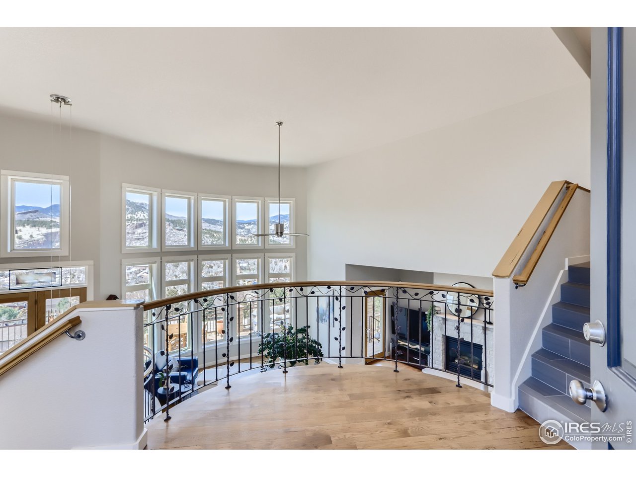 814 Mountain View Drive Lyons, CO 80540 - Photo 7 of 36 a view of a living room and window