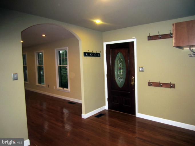 2403 Rosedown Drive Reston, VA 20191 - Photo 15 of 24 Foyer