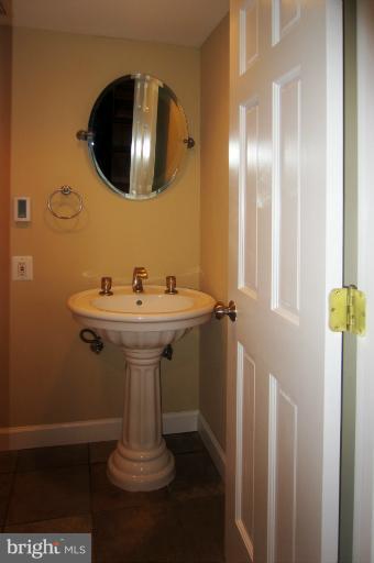 2403 Rosedown Drive Reston, VA 20191 - Photo 10 of 24 Powder Room