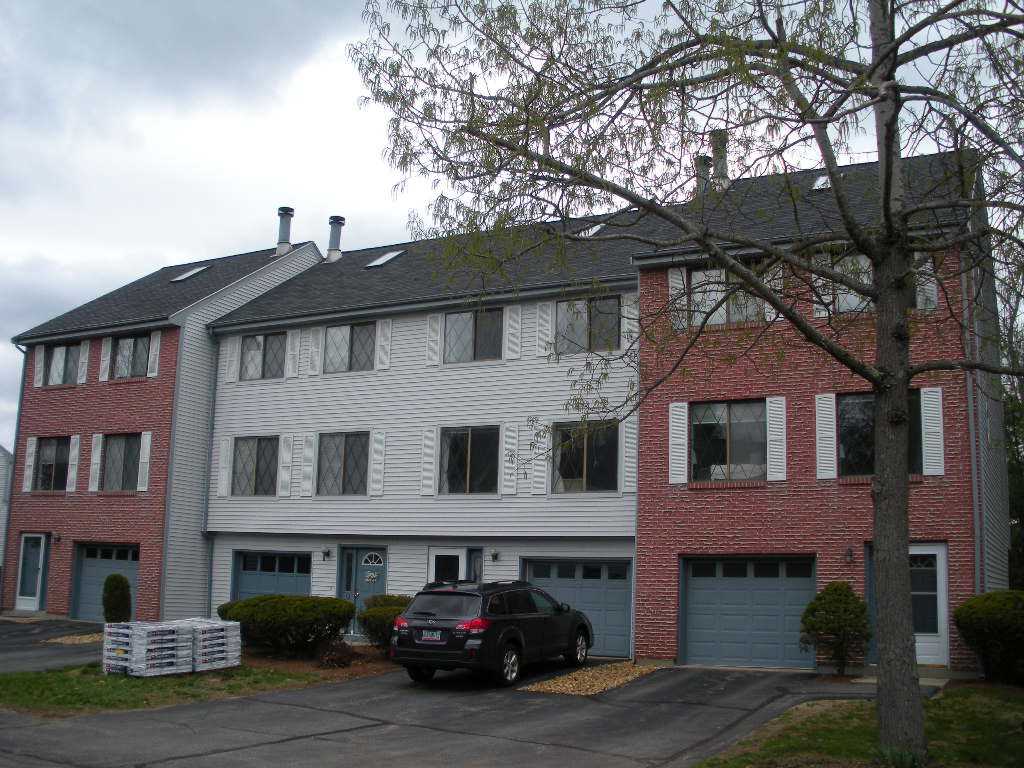 14 Vanden Road Merrimack, NH 03054 - Photo 2 of 40