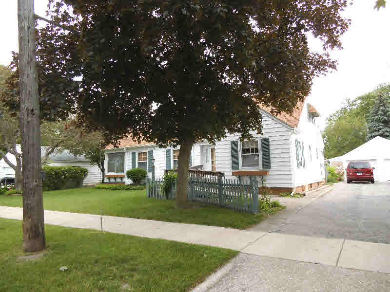 607 36th Street Bay City, MI 48708 - Photo 7 of 13