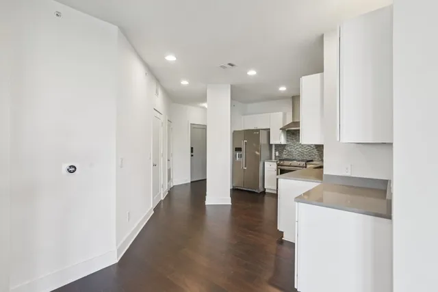 $3,050 | 908 Nueces Street, Unit 28, Austin, TX 78701