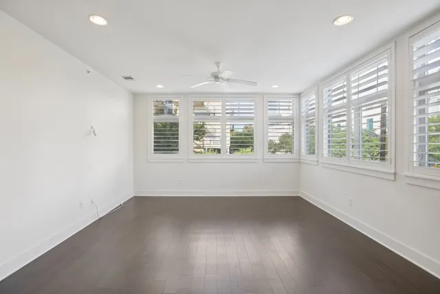 $3,050 | 908 Nueces Street, Unit 28, Austin, TX 78701