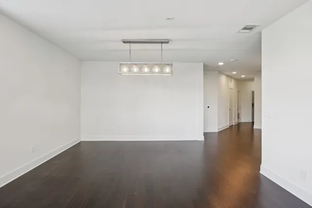 $3,050 | 908 Nueces Street, Unit 28, Austin, TX 78701