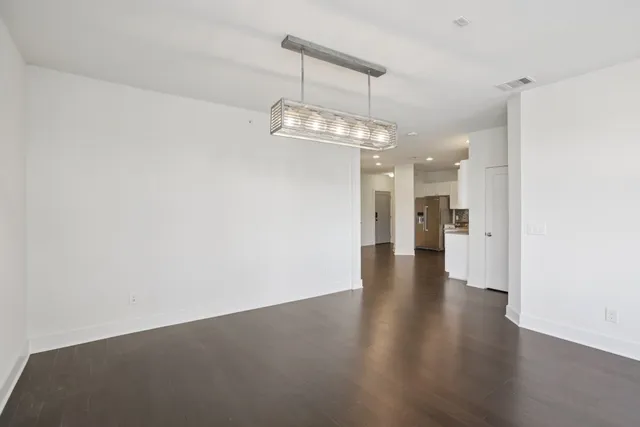 $3,050 | 908 Nueces Street, Unit 28, Austin, TX 78701