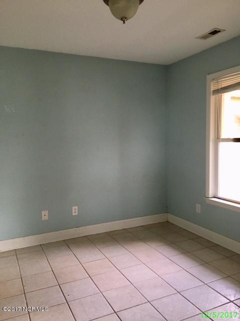 102 Conner Grant Road New Bern, NC 28562 - Photo 11 of 15 IMG29358
