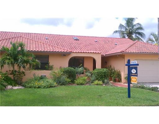 5081 Marina Circle Boca Raton, FL 33486 - Photo 1 of 25 Primary Photo