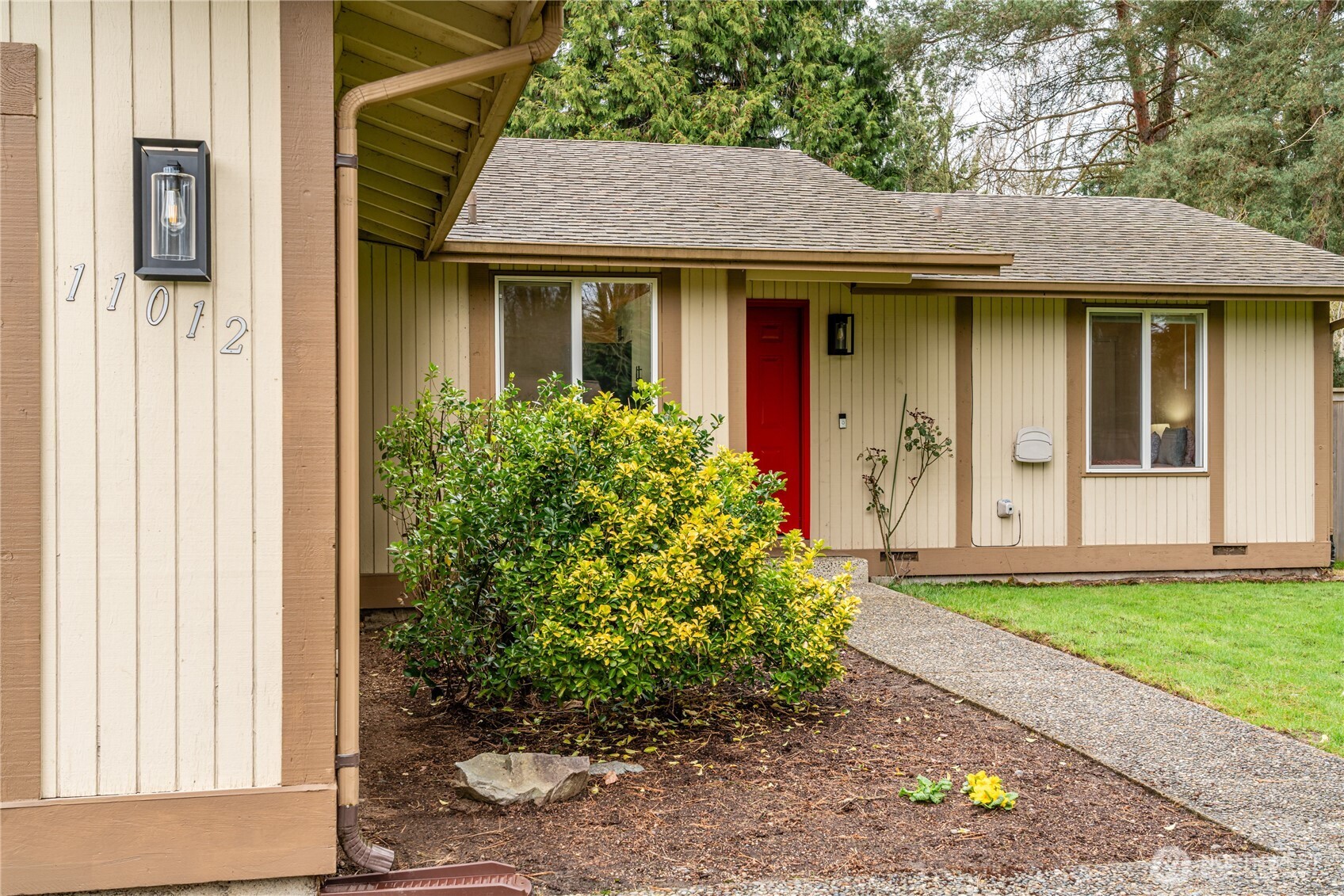 11012 Northeast 149th Street Bothell, WA 98011 - Photo 2 of 25 Gallery Image 2
