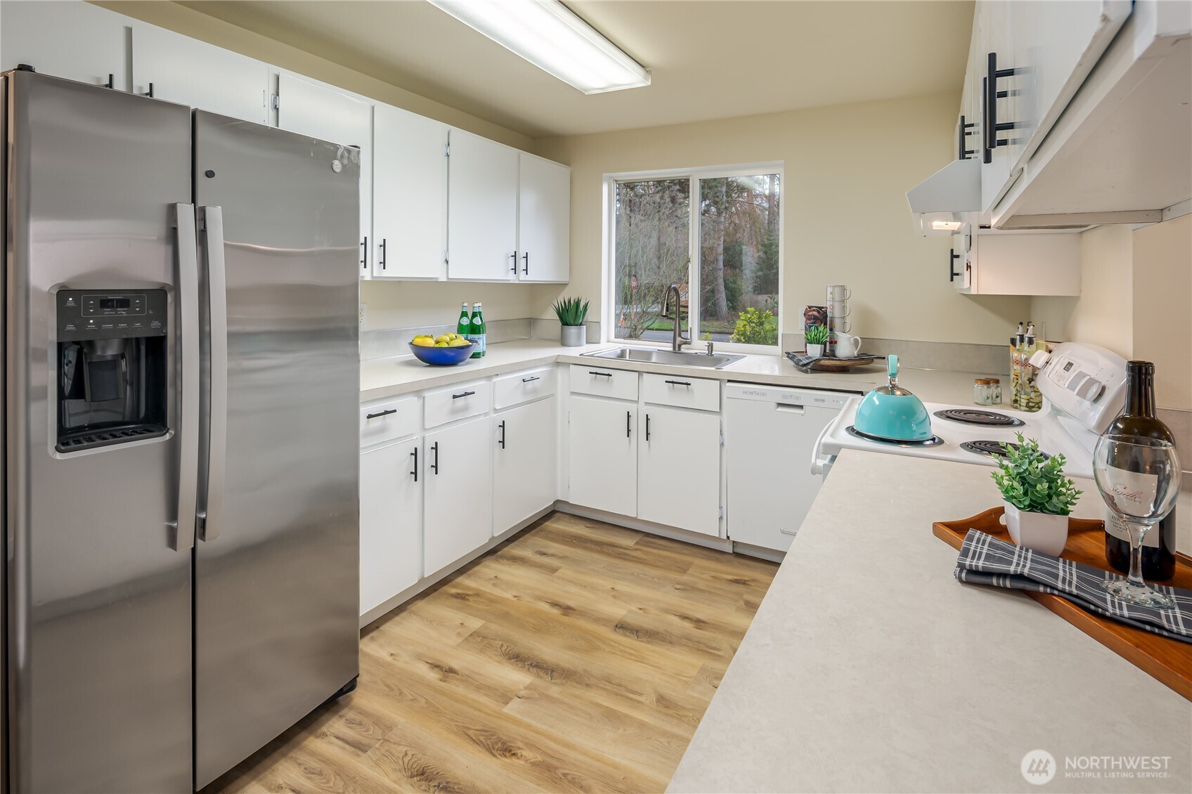 11012 Northeast 149th Street Bothell, WA 98011 - Photo 6 of 25 Gallery Image 6