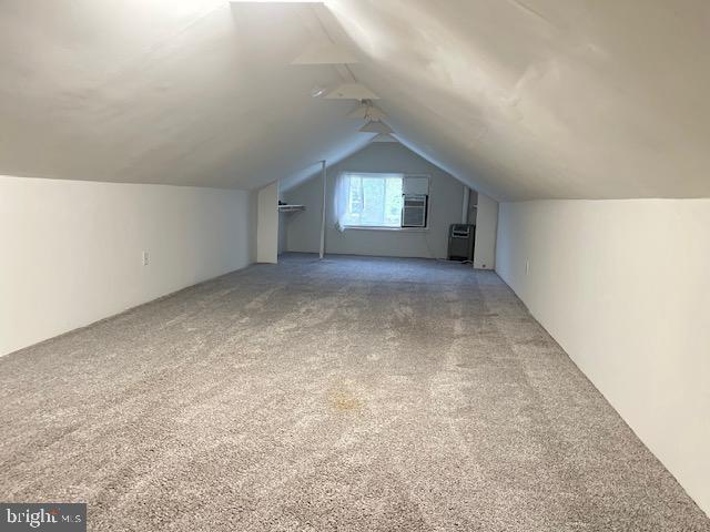 26820 Ridge Road Damascus, MD 20872 - Photo 19 of 25 an empty room with windows and ceiling fan
