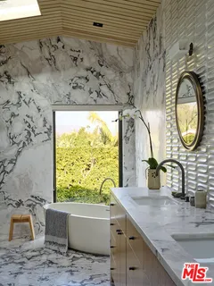 $8,995,000 | 6738 Wildlife Road, Malibu, CA 90265