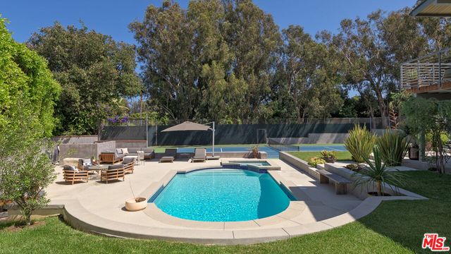 $8,995,000 | 6738 Wildlife Road, Malibu, CA 90265