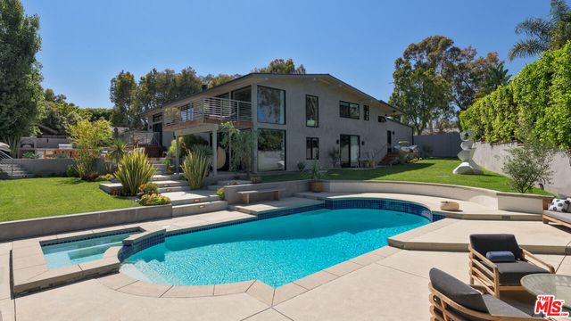 $8,995,000 | 6738 Wildlife Road, Malibu, CA 90265