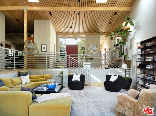 $8,995,000 | 6738 Wildlife Road, Malibu, CA 90265