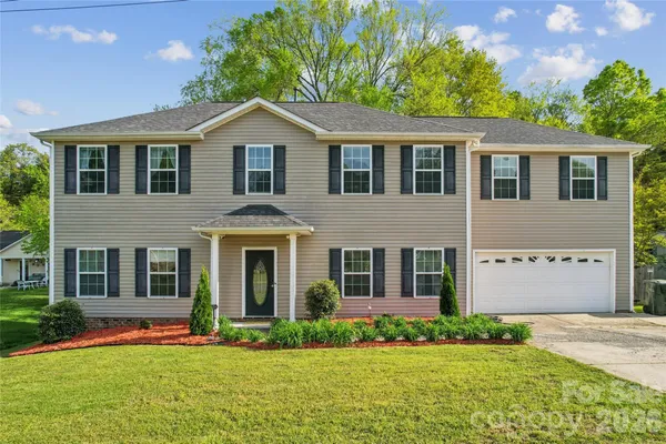 $425,000 | 1042 Arrowhead Drive Southeast, Concord, NC 28025