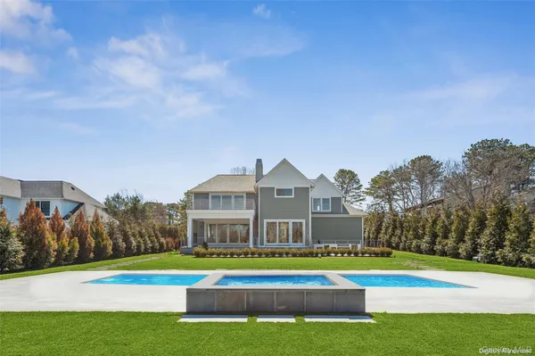 $150,000 | 59 Shinnecock Hills Road, Southampton, NY 11968