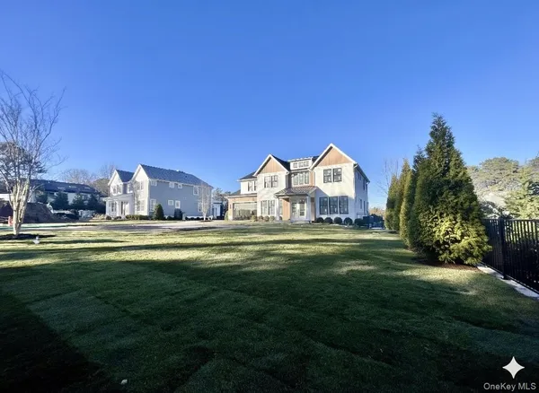 $150,000 | 59 Shinnecock Hills Road, Southampton, NY 11968