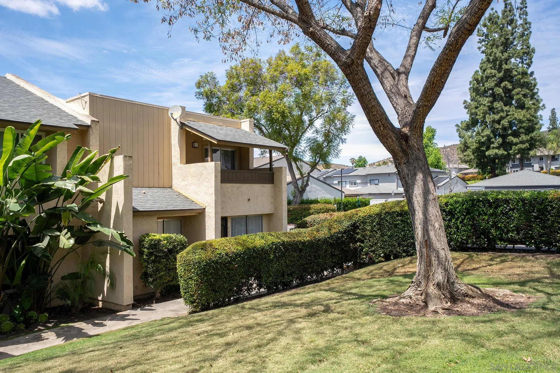 10596 Kerrigan Court Santee, CA 92071 - Photo 2 of 38