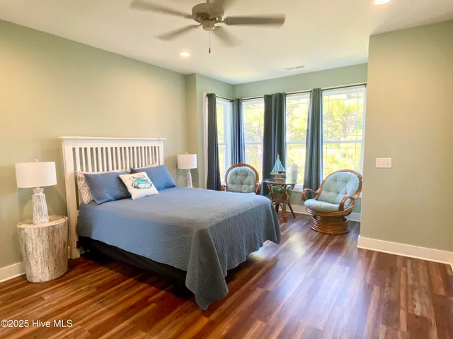 $760,000 | 128 Westbay Circle, Harkers Island, NC 28531