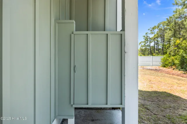 $760,000 | 128 Westbay Circle, Harkers Island, NC 28531