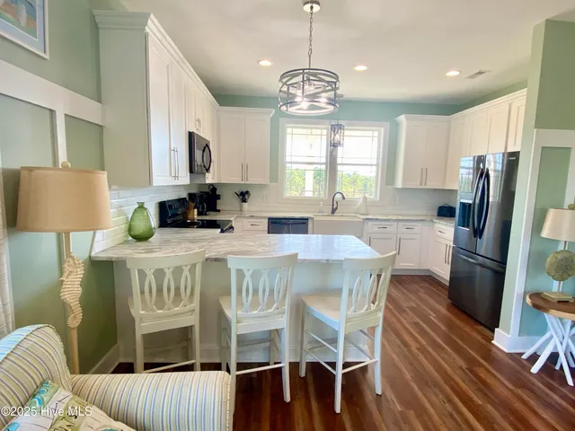 $760,000 | 128 Westbay Circle, Harkers Island, NC 28531