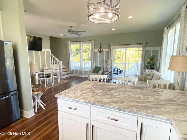 $760,000 | 128 Westbay Circle, Harkers Island, NC 28531